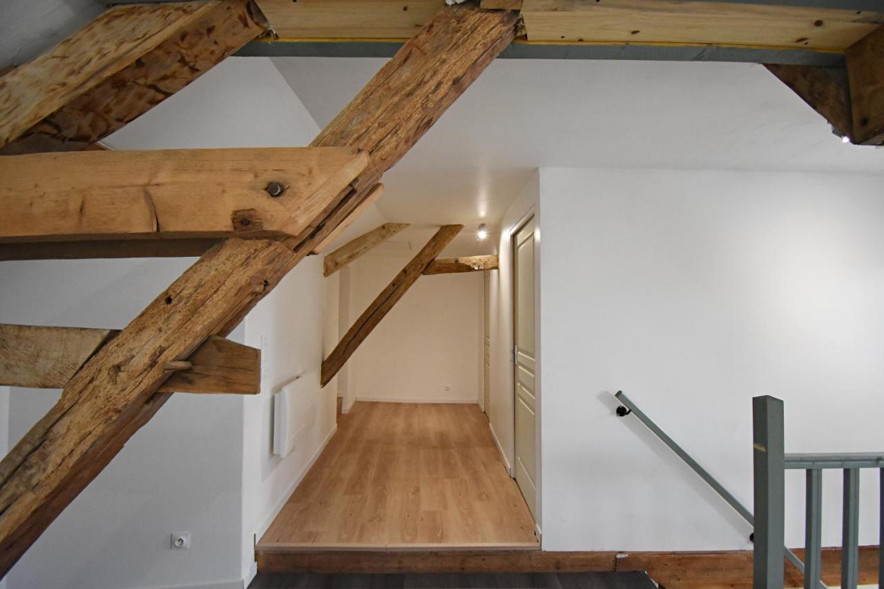 Bel Appartement 2 Chambres Climatise Mont-Notre-Dame Exterior photo