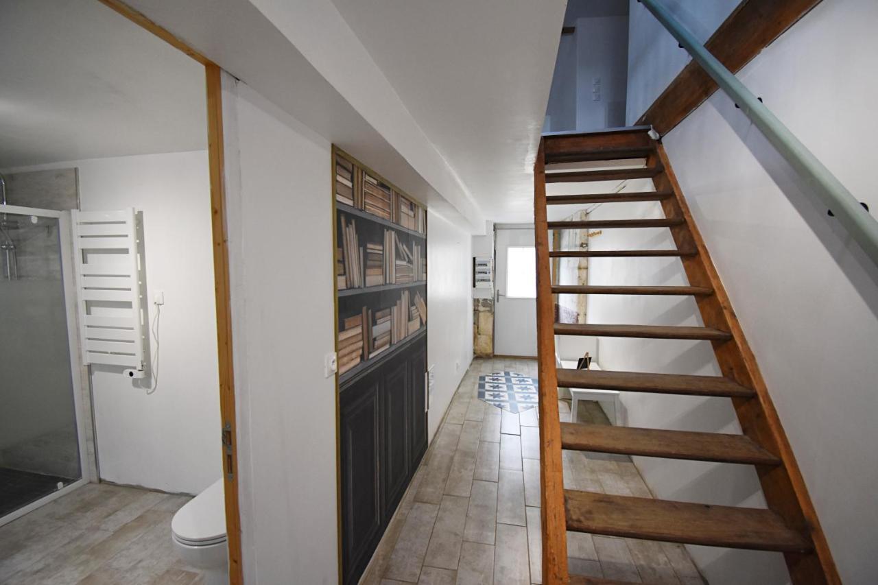 Bel Appartement 2 Chambres Climatise Mont-Notre-Dame Exterior photo
