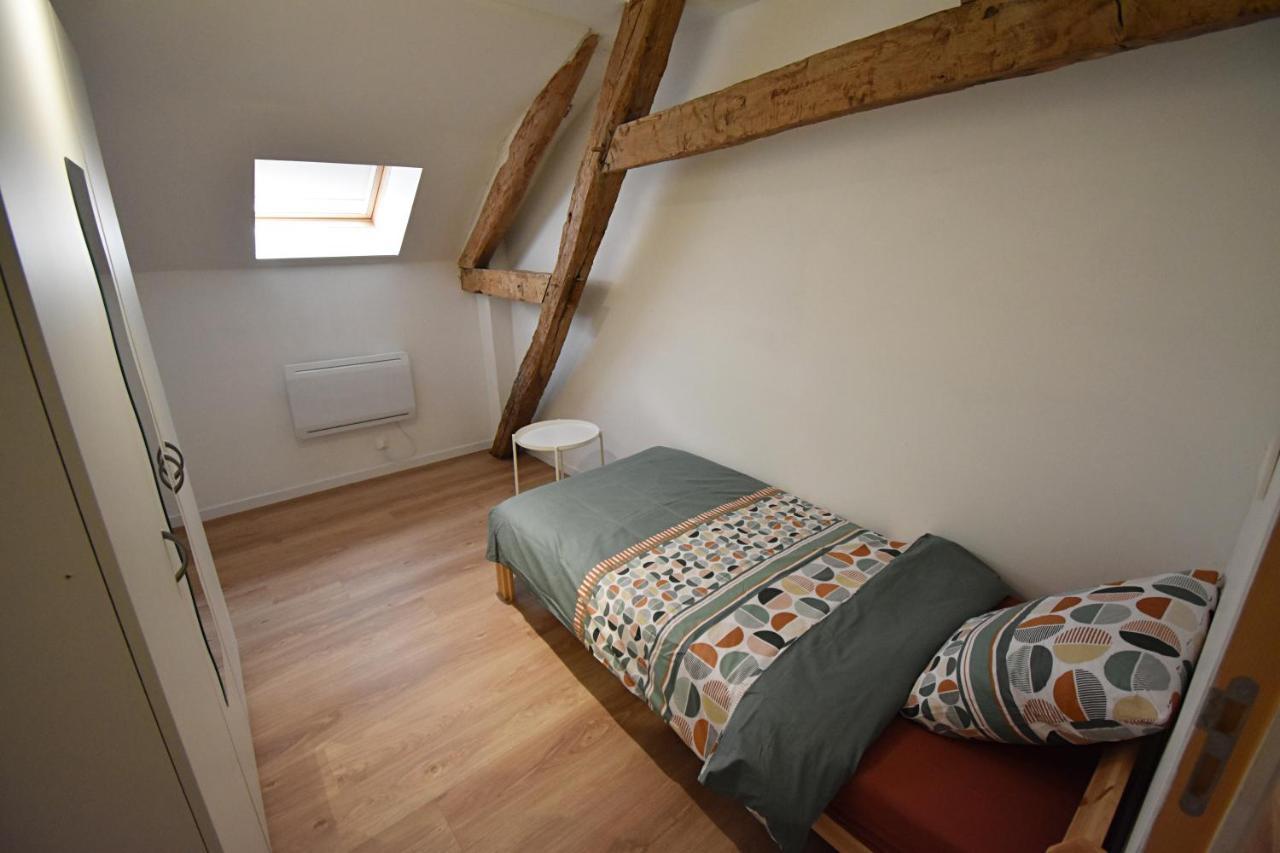 Bel Appartement 2 Chambres Climatise Mont-Notre-Dame Exterior photo